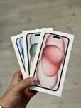 iPhone 15 / 128 GB / Sigilate / Noi / Garantie 12 Luni / Roz / Negre