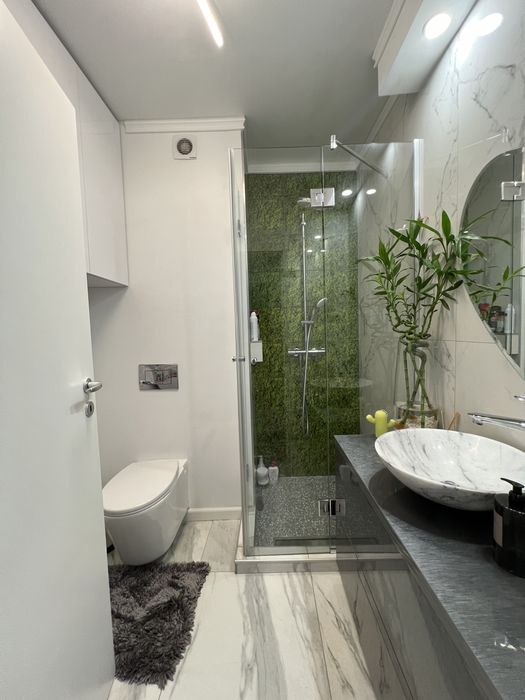 Vand/ Inchiriez Apartament 3 camere, 2 locuri de parcare, Estic Park