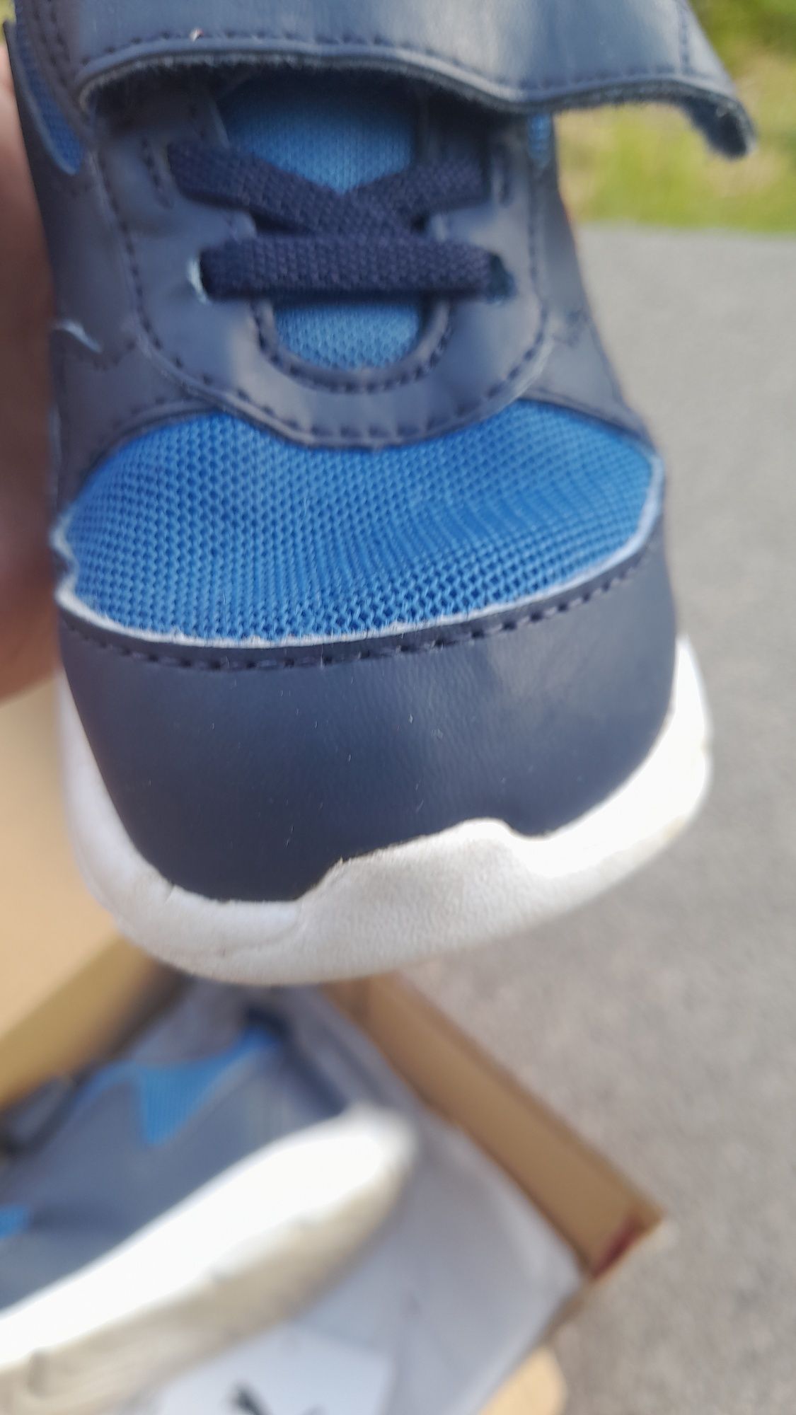Детски маратонки Puma 25 номер , 16,5см.Отлично състояние.