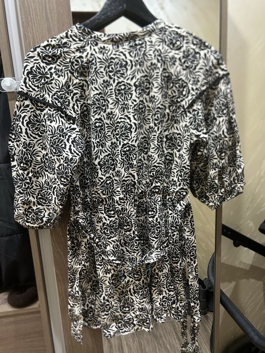 Флорален гащеризон на Zara