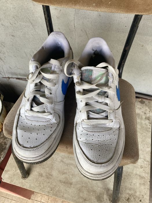 Nike Air white and blue