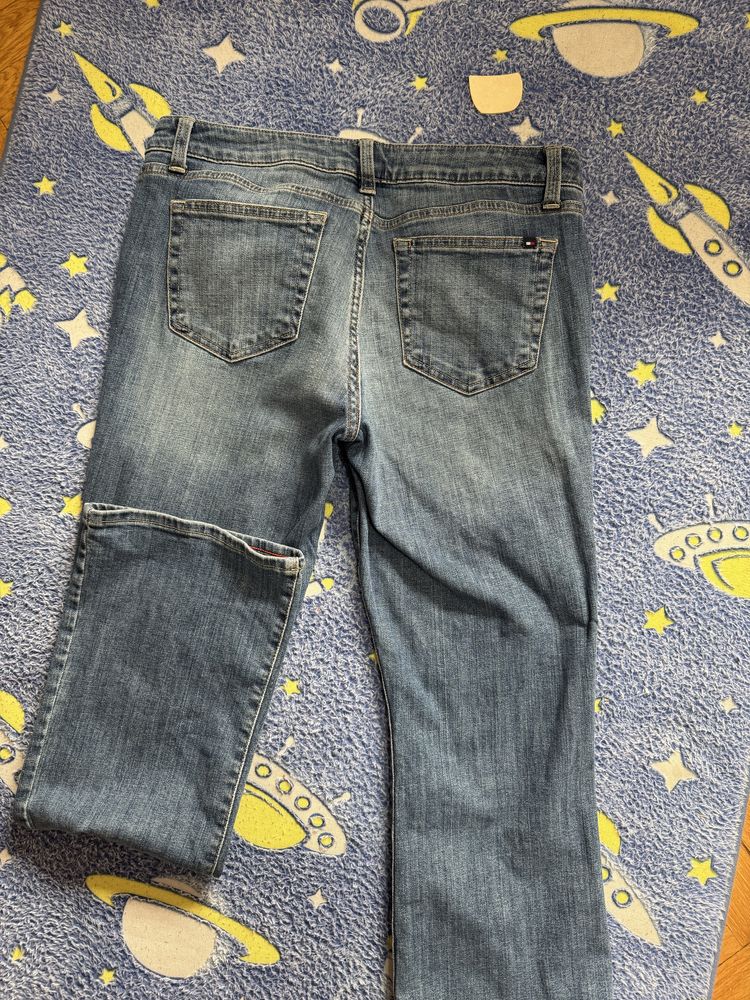 Blugi tommy hilfiger marime 8s