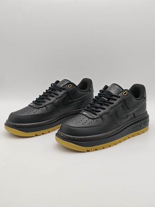 Nike Air Force 1 LUXE
