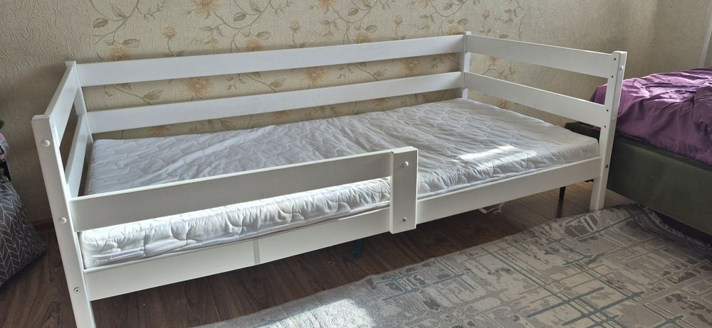 Продам детскую кровать