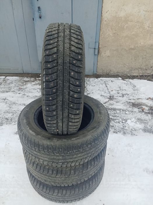 Продам зимнюю резину