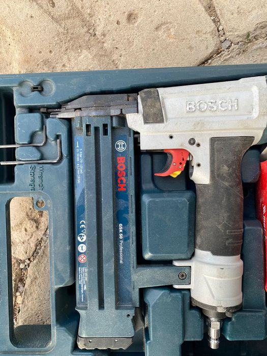 Разные инструменты для столярных работ