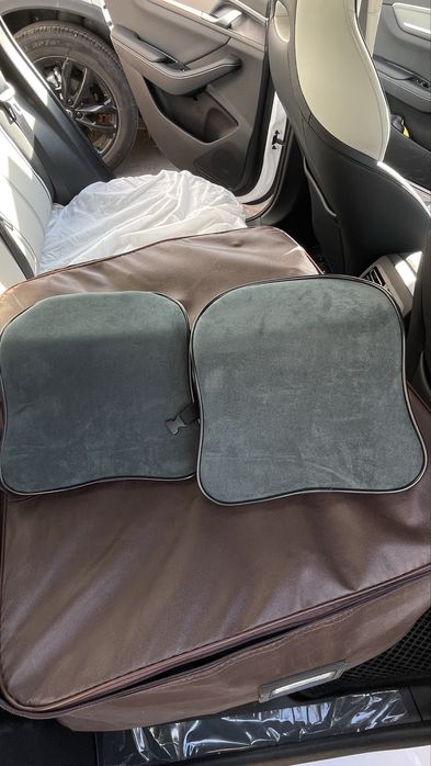 Продаю чехол для сидения автомобиля