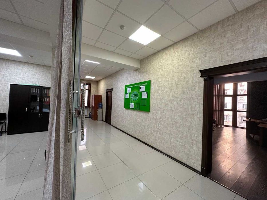 Аренда здания 1500 м², 4 этажа