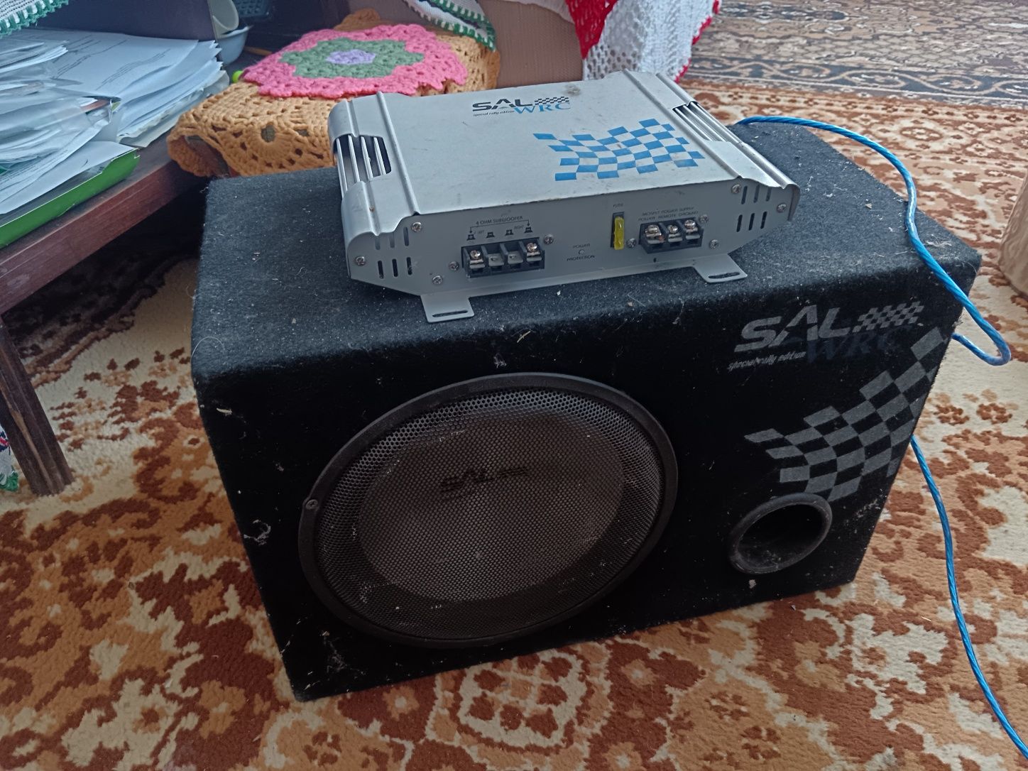 Vând subwoofer și statie 300w