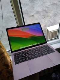 MacBook PRO 2020. Touch Bar/Touch ID. В отличном состояние•