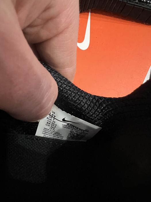 NIKE щангети 39/24.5см. Почти НОВИ