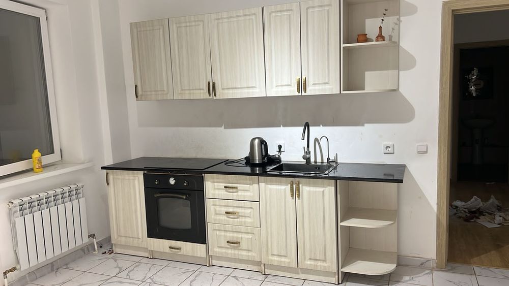 Продам кухню торг не большой