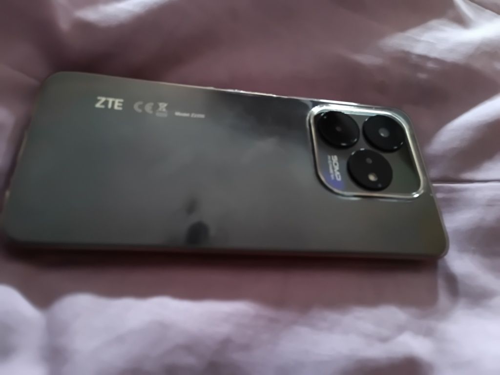 ZTE V60 като нов