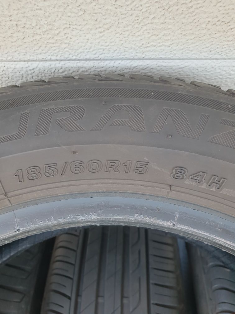 Летни гуми 4 броя BRIDGESTONE Turanza T001 185 60 R15 дот 0917