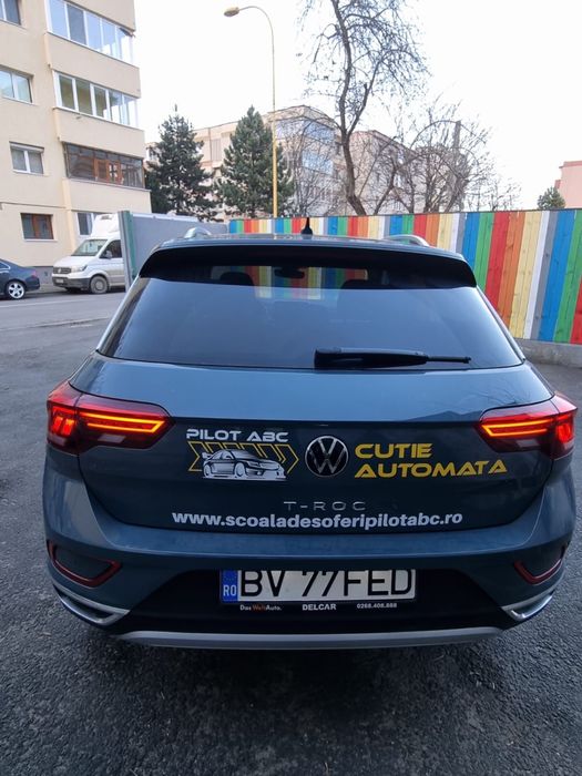 Scoala de soferi- cutie automata