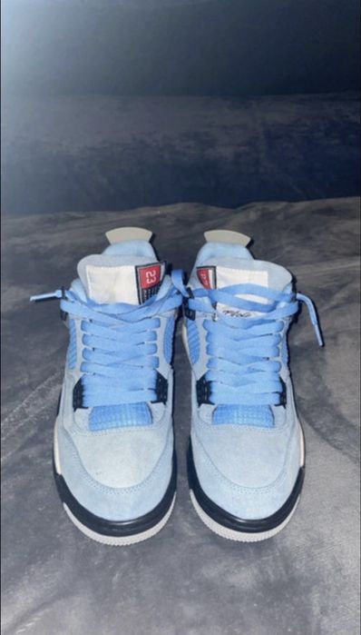 Jordan 4 baby blue