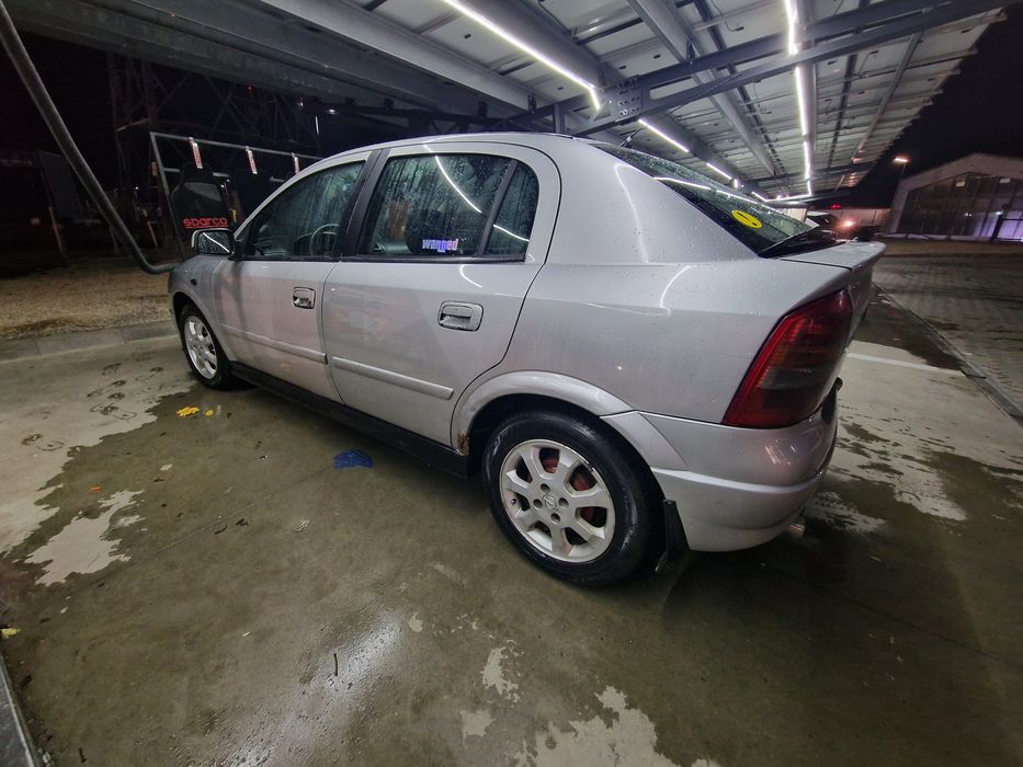 Vând Opel Astra G