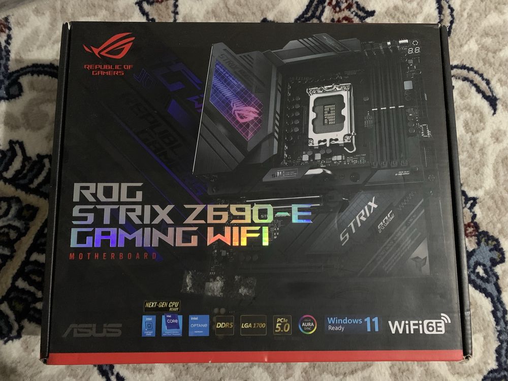 Продается Asus Rog Strix Z690-E Gaming WiFi