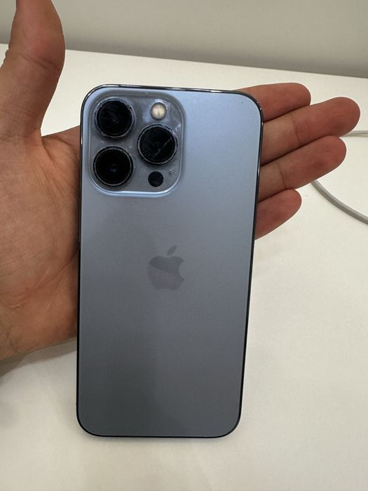 Iphone 13 pro blue Sotiladi
