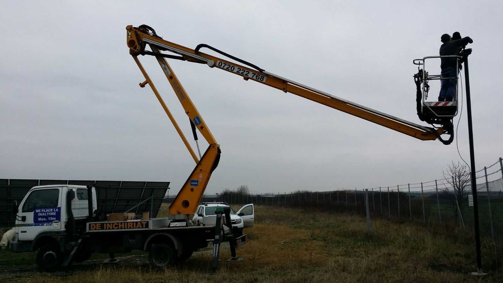 Inchiriem PRB Auto Nacela pt. montaj Panouri Fotovoltaice