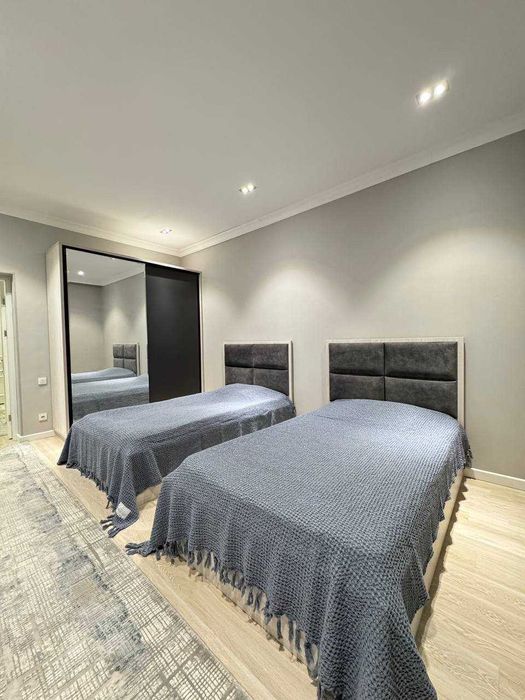 ПРОДАЕТСЯ ДОМ на Карасу-6 3 Соток  5 Комната