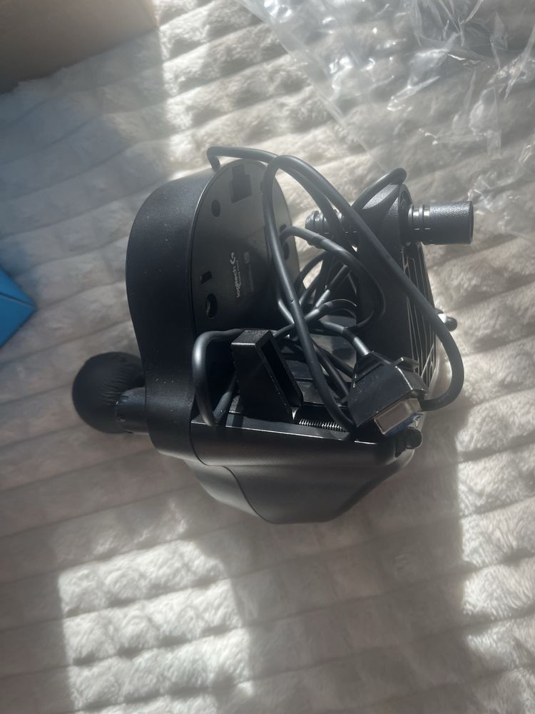 Продавам скоростен лост/shifter за g29/920/923 в перфектно състояние