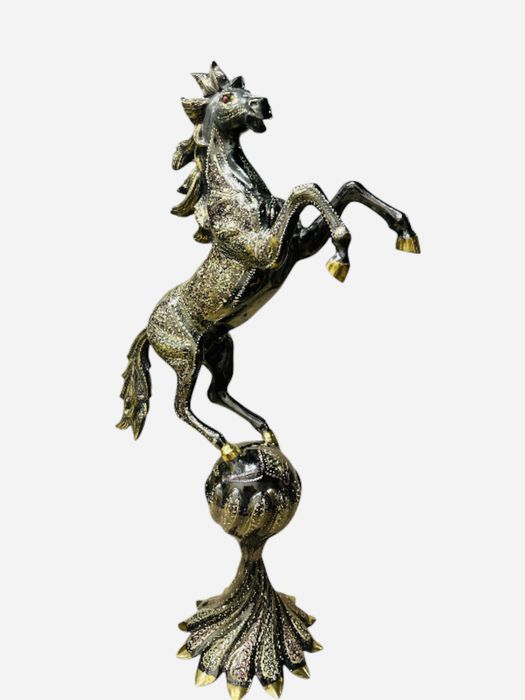 Лошадь огненная на шаре бронза 90 см