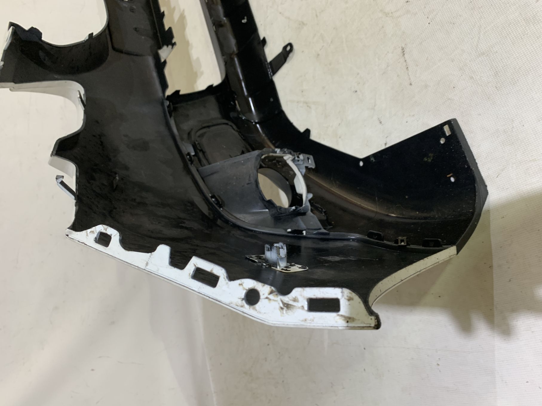 Bara fata Peugeot 2008, 2012, 2013, 2014, 2015, 2016, cod origine OE 9802521077.
