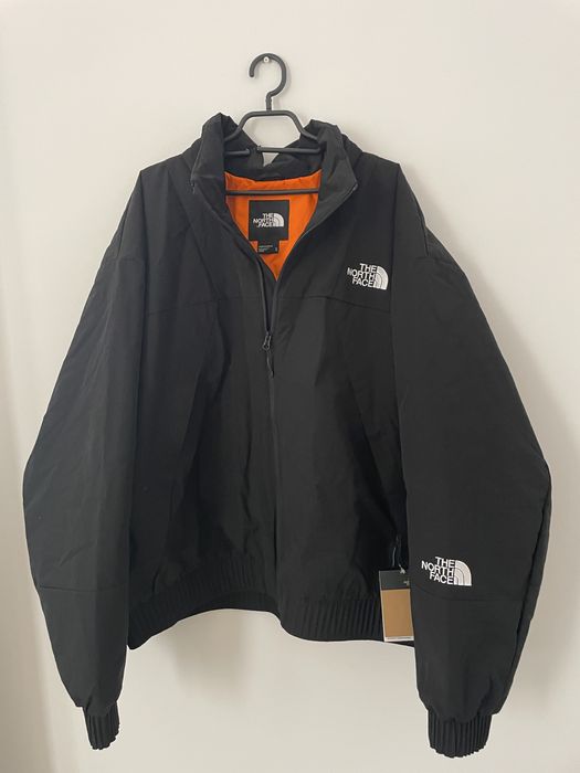 Geaca The North Face tip bomber marimea XL Barbati