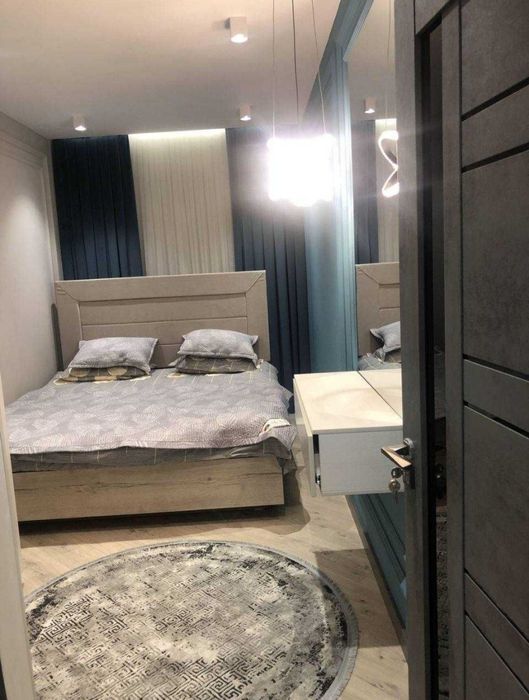 СРОЧНО на мирабаде  2/3/4 60 м² Хайтек