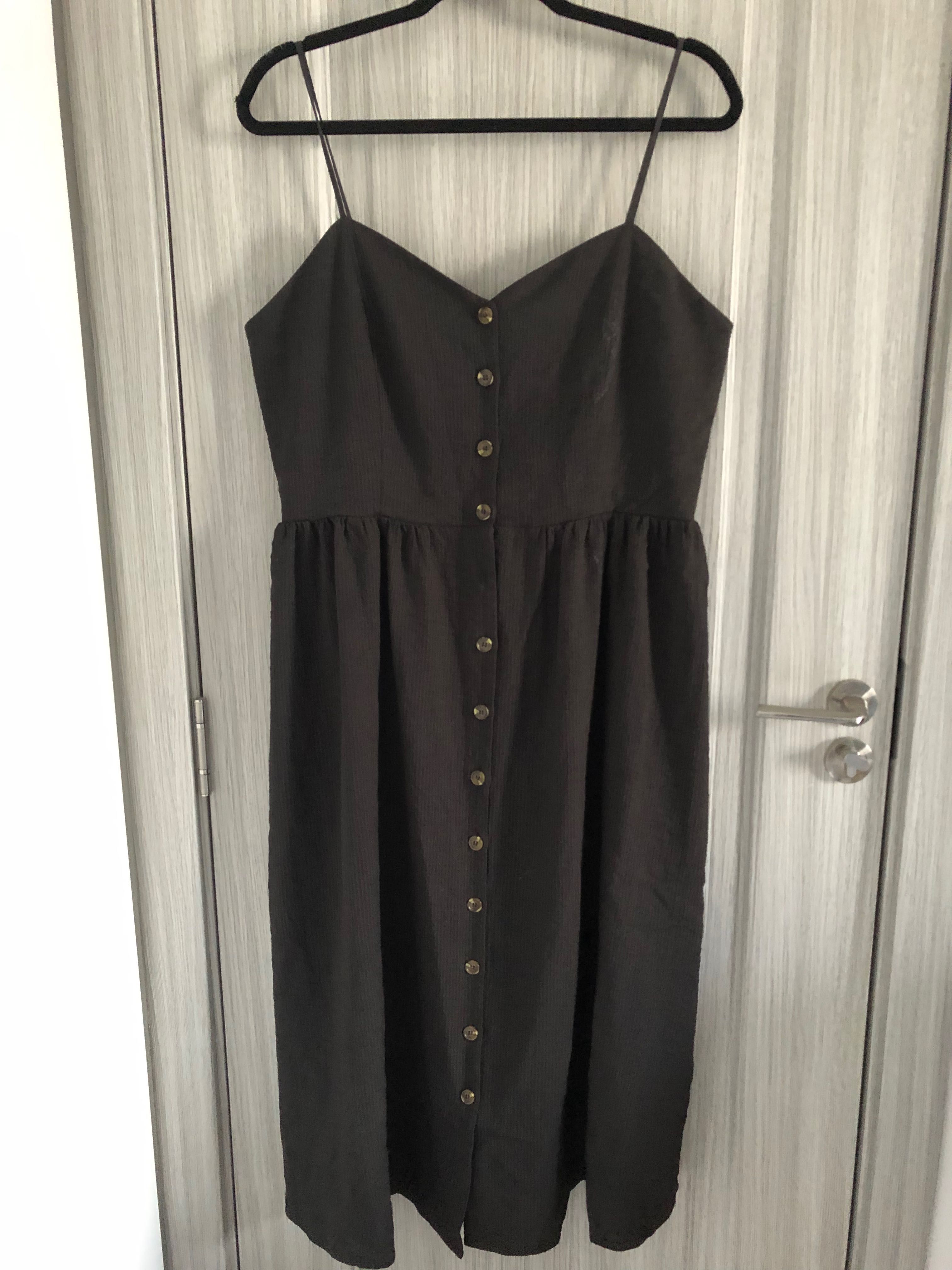 Vand rochite h&m marimi , S,M ,L , 44