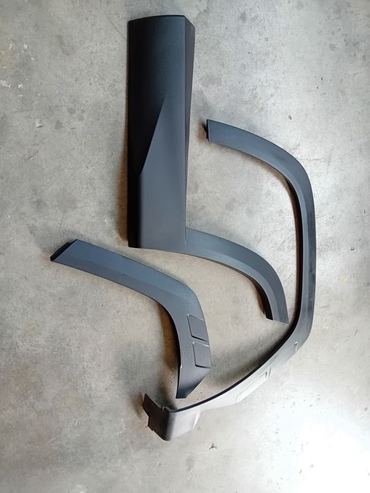 Bandouri stanga Hyundai Tucson NX4 2020-2024