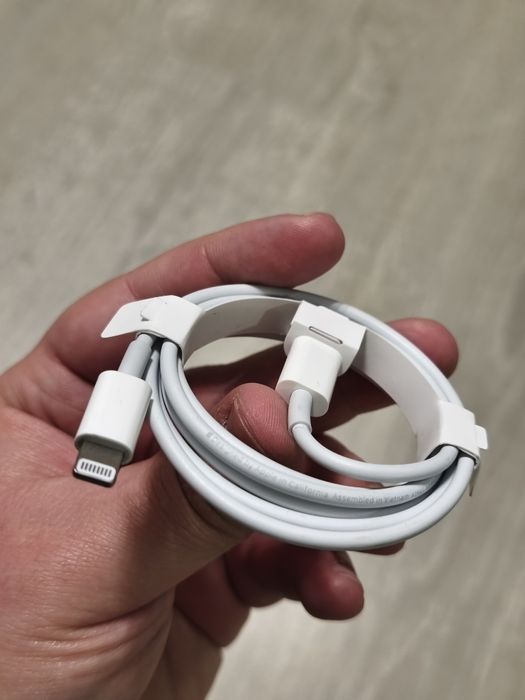 Cablu original Apple NOU nefolosit,typeC-lightning,doar in Cluj,50 lei