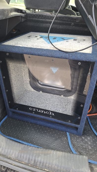 Vand subwoofer crunch plus stație jvc