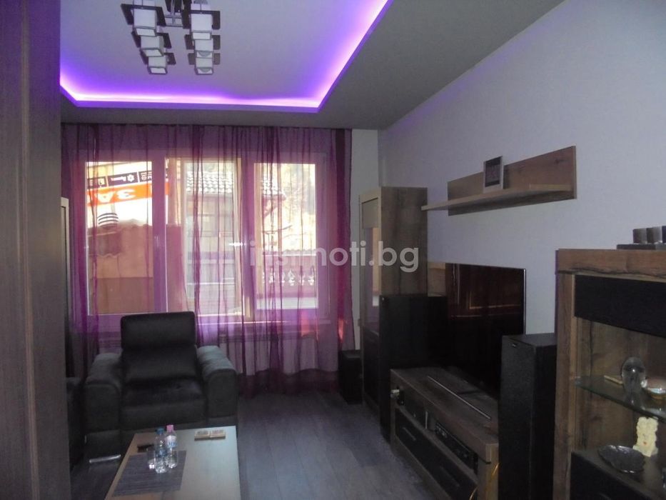 Продава се Къща в София, Княжево - 400 кв.м за 1238 €/кв.м - Снимка #3