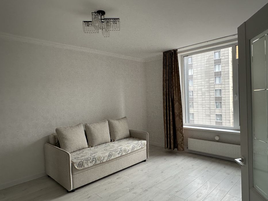 Сдается 1 комнатная квартира ЖК Бестерек