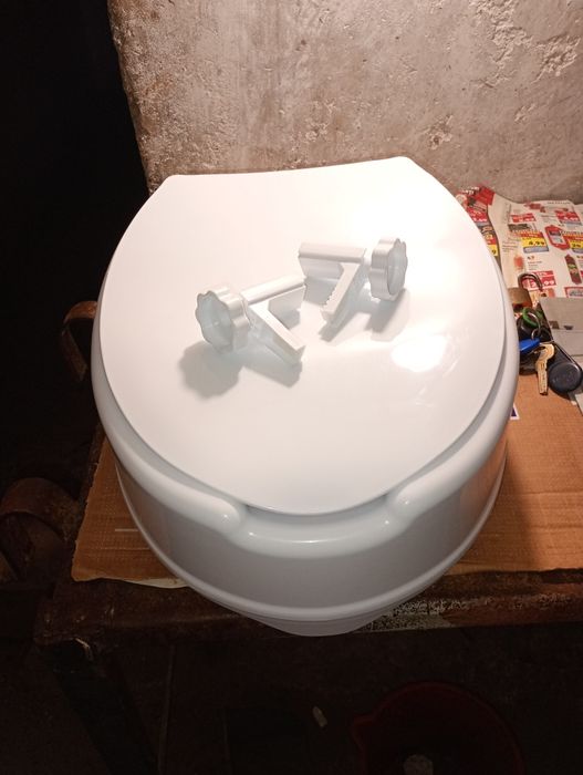 Vand inaltator WC