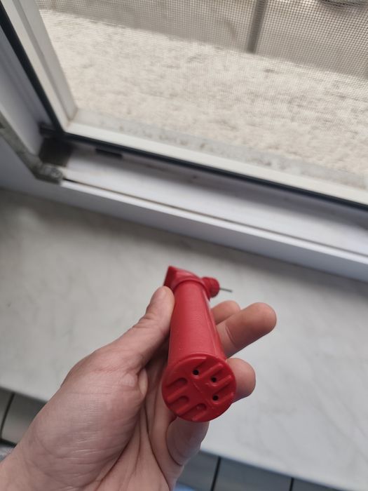 Pompă profesională cu acțiune dublă pentru mingii