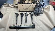 Vand set injectoare originale  BMW  seria 5 F10 2.0 D 184cp