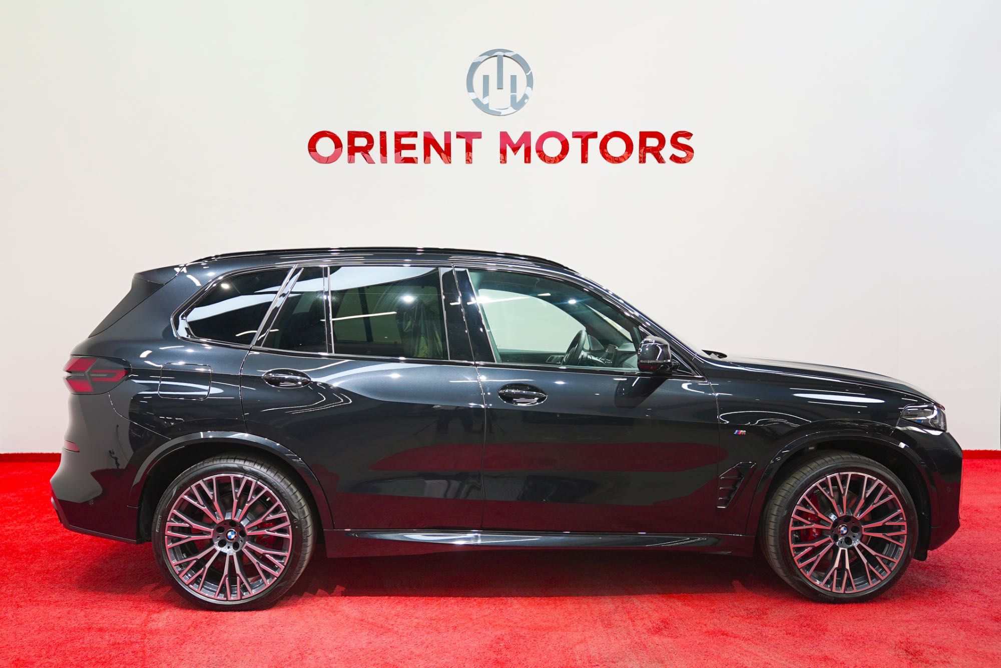 Новый Bmw X5 xDrive40i Facelift 2025