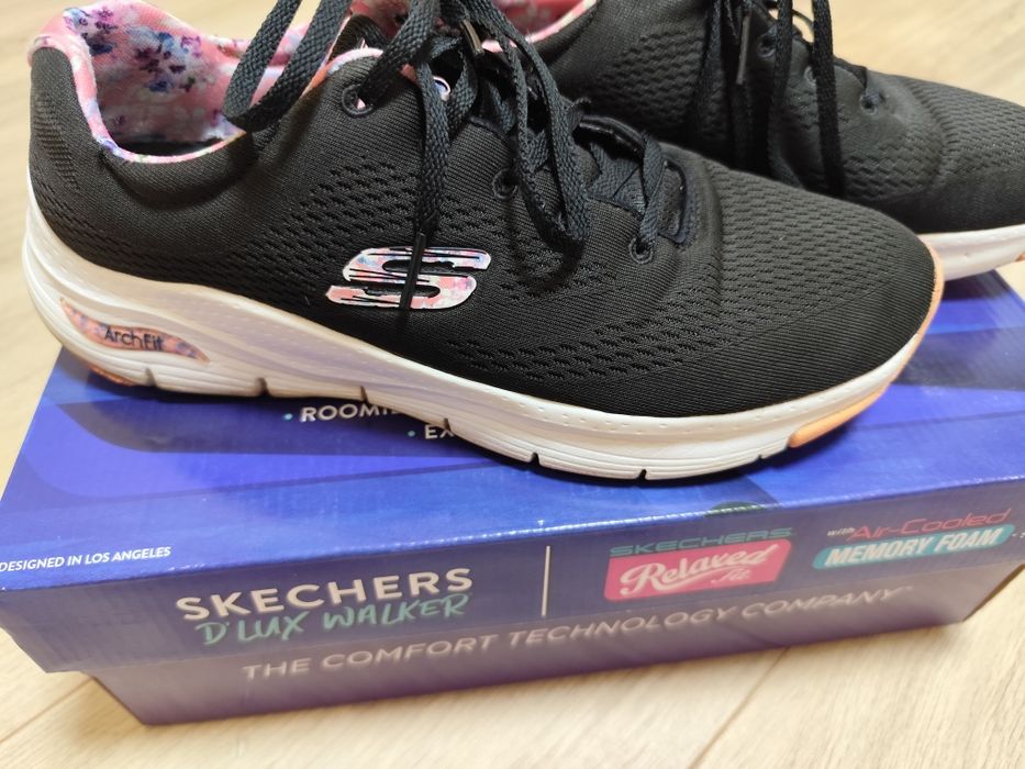 Skechers дамски маратонки