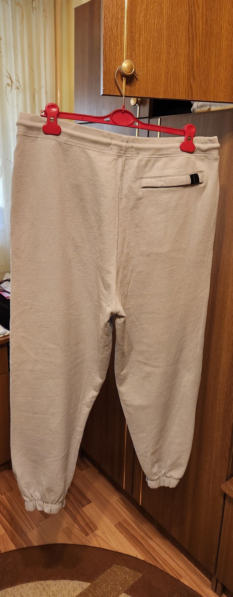 Pantaloni Pull Bear