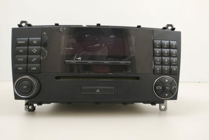 Radio CD player A2038705089 Mercedes-Benz C-Class W203