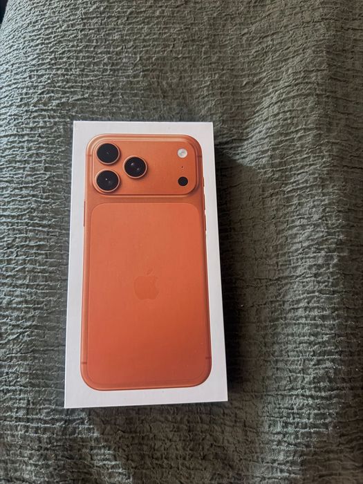 Iphone 17 Pro Max, 256gb, cosmic orange