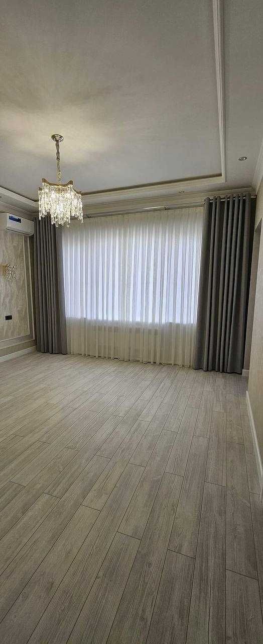 Новый коттедж 3,2 сотки 3-х этажный, 6 комнат, по улице Фергана йули=