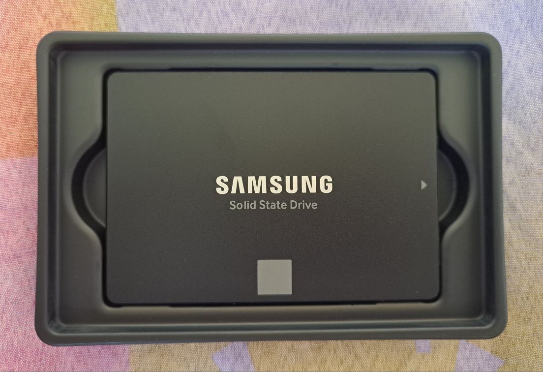Памет SAMSUNG Solid State Drive (SSD) 870 EVO 500 GB 2.5" SATA 3