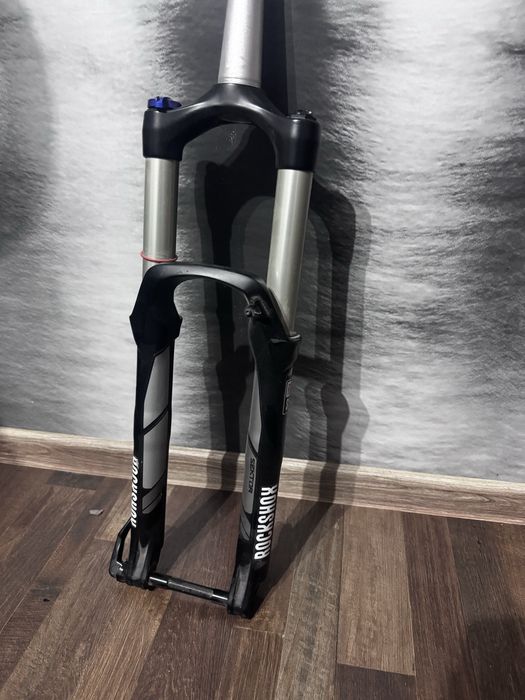 RockShox Sektor 26" и курбели Zee.