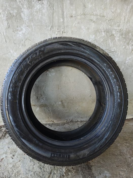 Set anvelope iarnă 235/60 R18