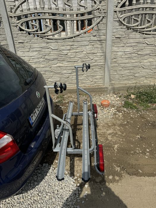 Suport două biciclete pe cârligul auto