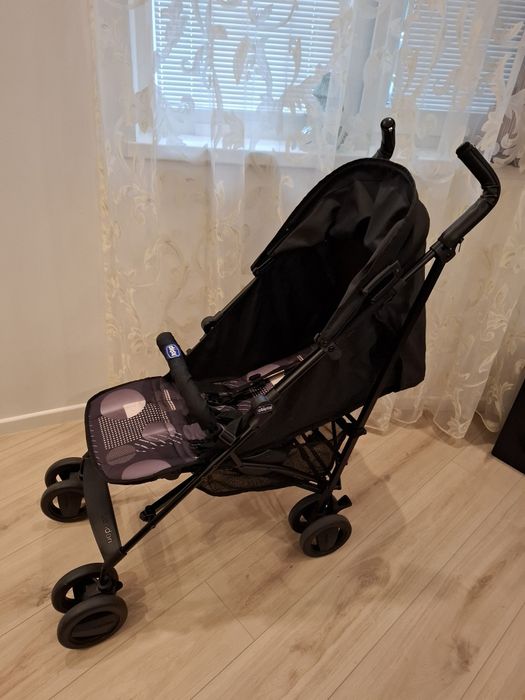 Компактна детска количка марка Chicco, модел London